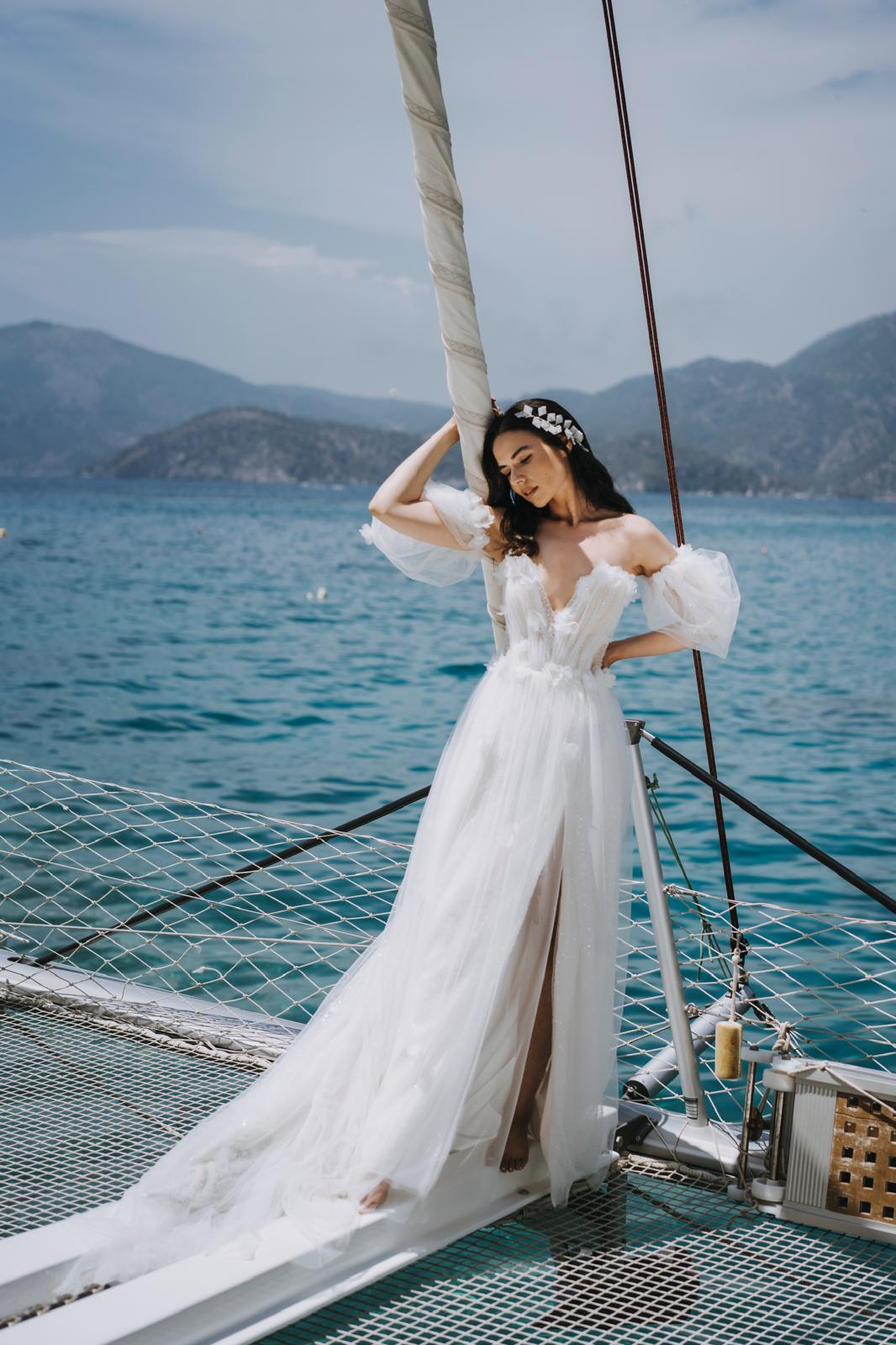 Gelinlik Gown FlowerBomb